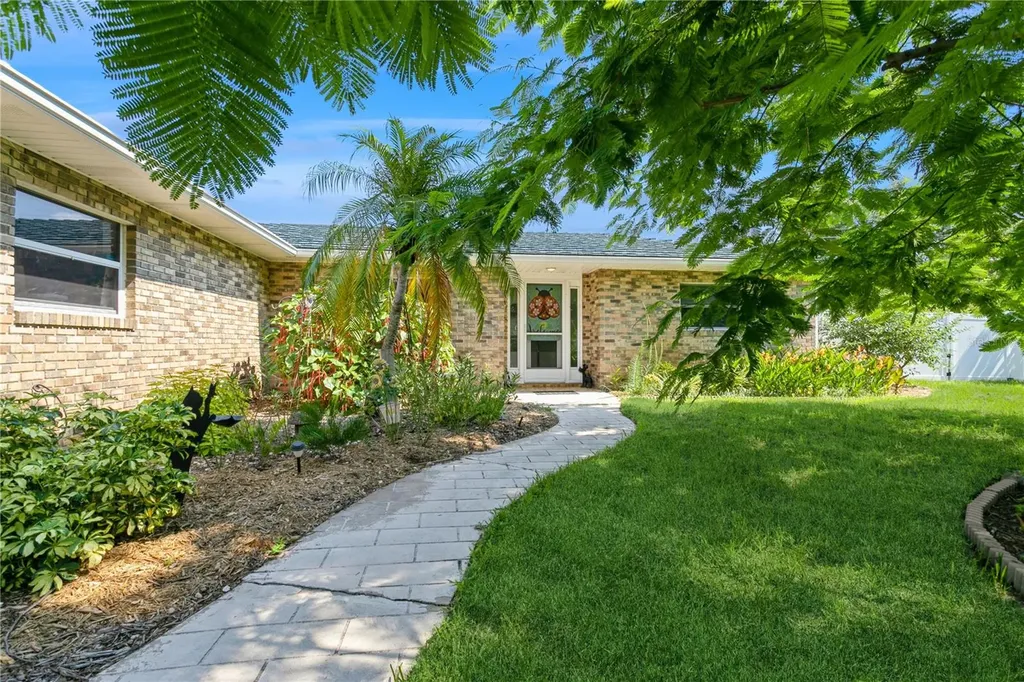 1220 Poplar Avenue Venice FL 34285