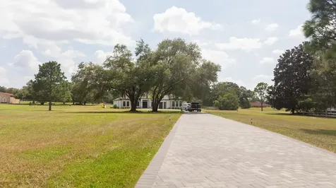 5800 Club Drive Groveland FL 34736