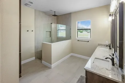 5800 Club Drive Groveland FL 34736