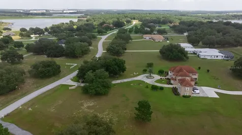 5800 Club Drive Groveland FL 34736