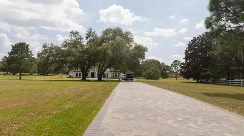5800 Club Drive Groveland FL 34736
