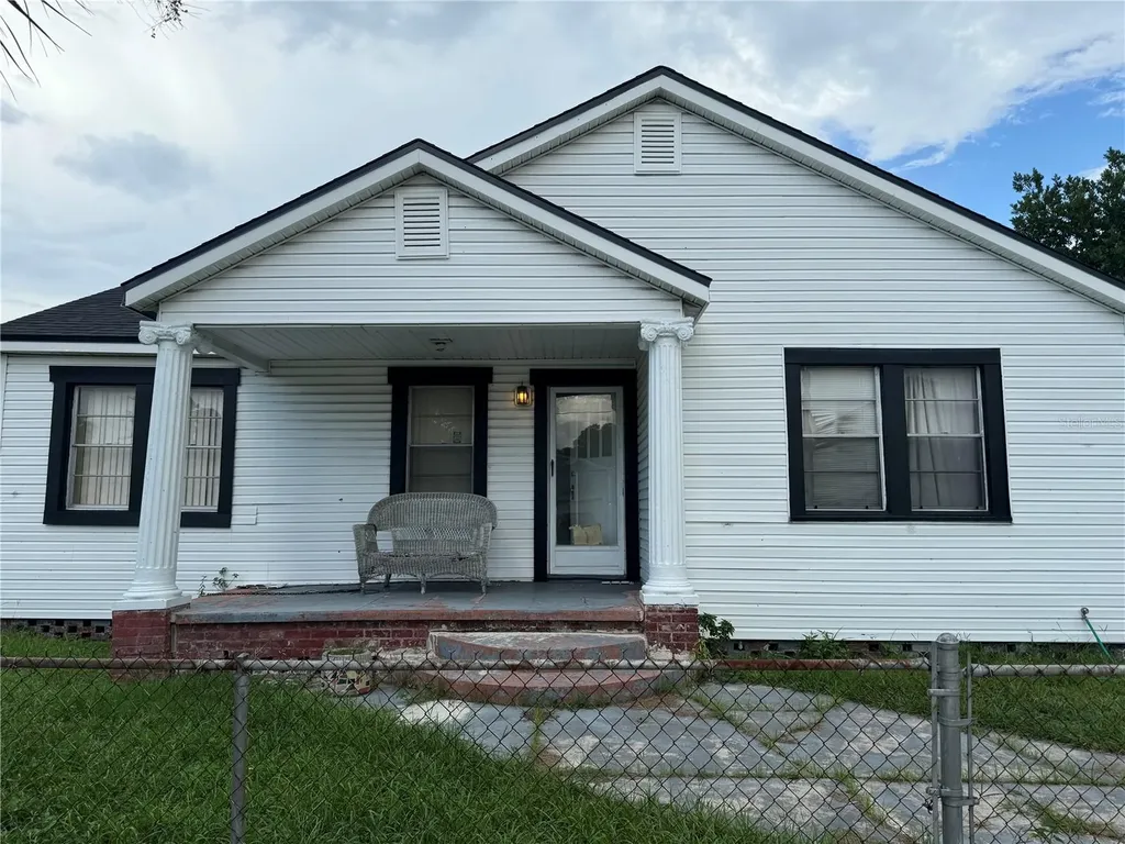 2916 N 21st Street Tampa FL 33605