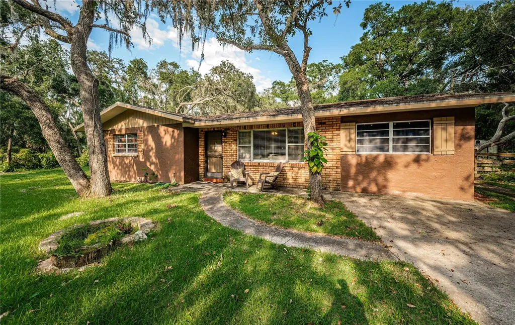 185 N Bobwhite Point Inverness FL 34453