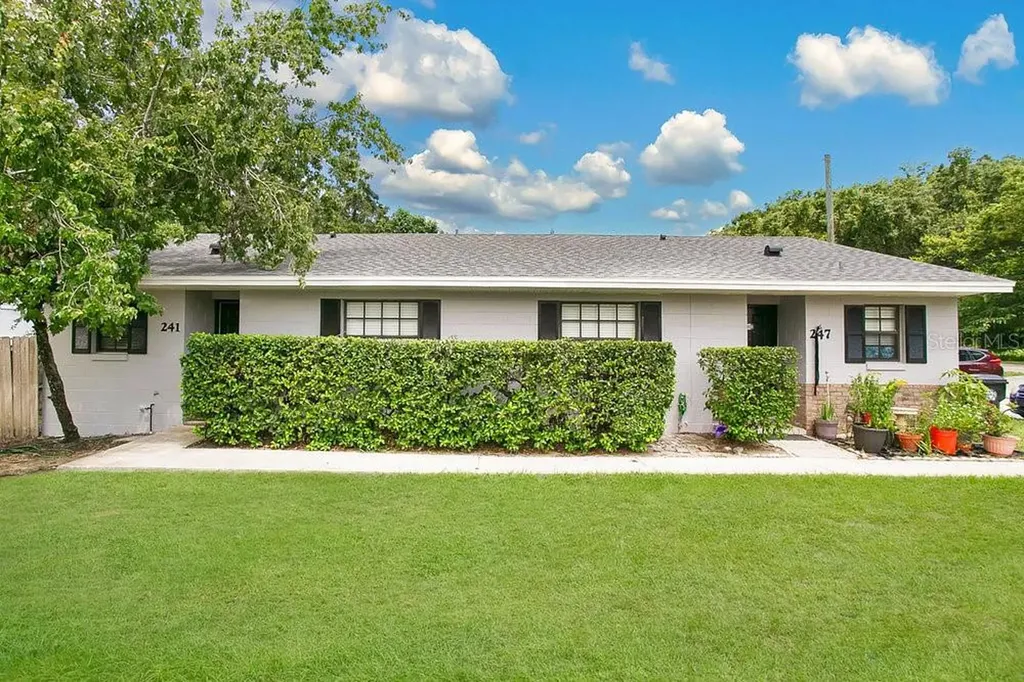 241 S Christiana Avenue Apopka FL 32703