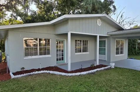 16 NE 2nd Street Chiefland FL 32626