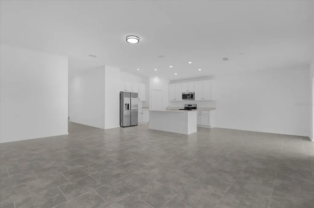 4945 Worchester Drive Kissimmee FL 34746
