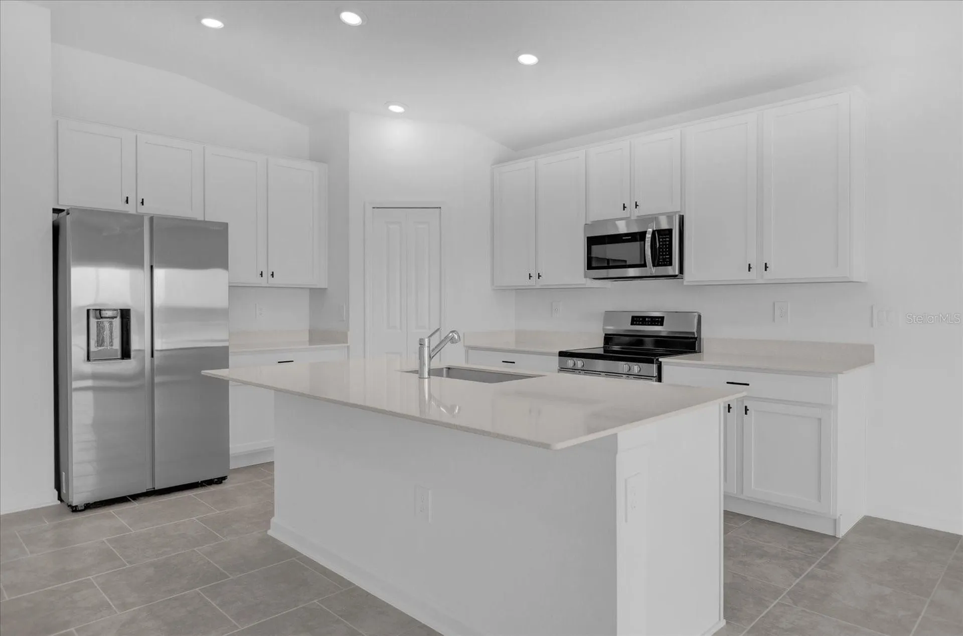 4945 Worchester Drive Kissimmee FL 34746