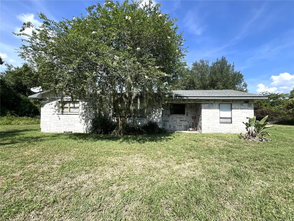 2112 Clemons Road Plant City FL 33566