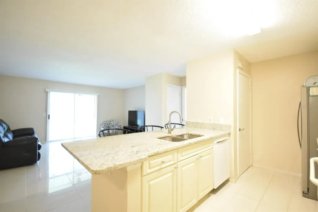 9481 Highland Oak Drive Tampa FL 33647