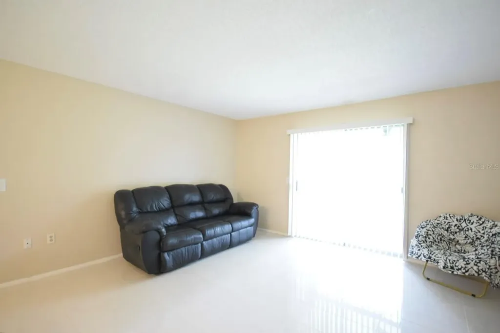 9481 Highland Oak Drive Tampa FL 33647