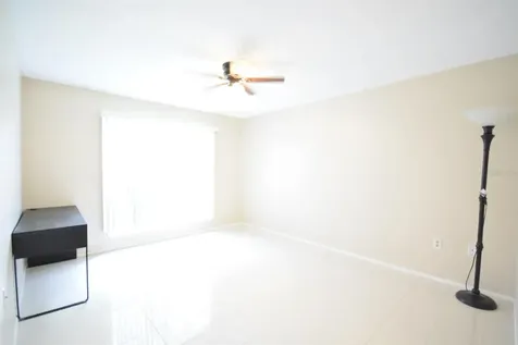 9481 Highland Oak Drive Tampa FL 33647