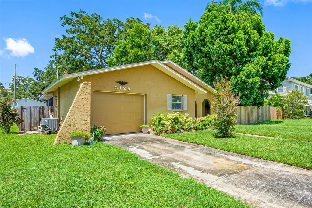 6129 3rd Avenue S St Petersburg FL 33707
