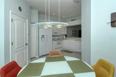 5289 Chase Oaks Drive Sarasota FL 34241
