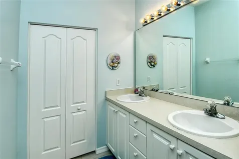 5289 Chase Oaks Drive Sarasota FL 34241