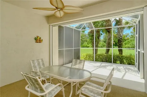 5289 Chase Oaks Drive Sarasota FL 34241