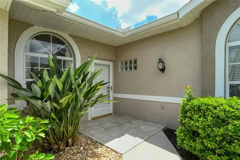5289 Chase Oaks Drive Sarasota FL 34241