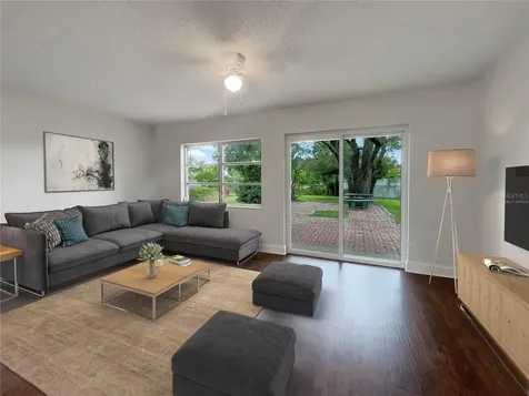 10905 N 21st Street Tampa FL 33612