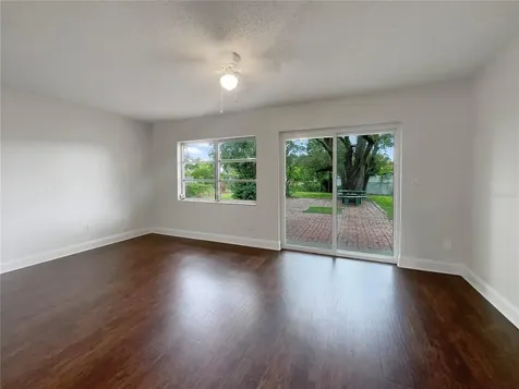 10905 N 21st Street Tampa FL 33612