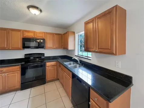 10905 N 21st Street Tampa FL 33612