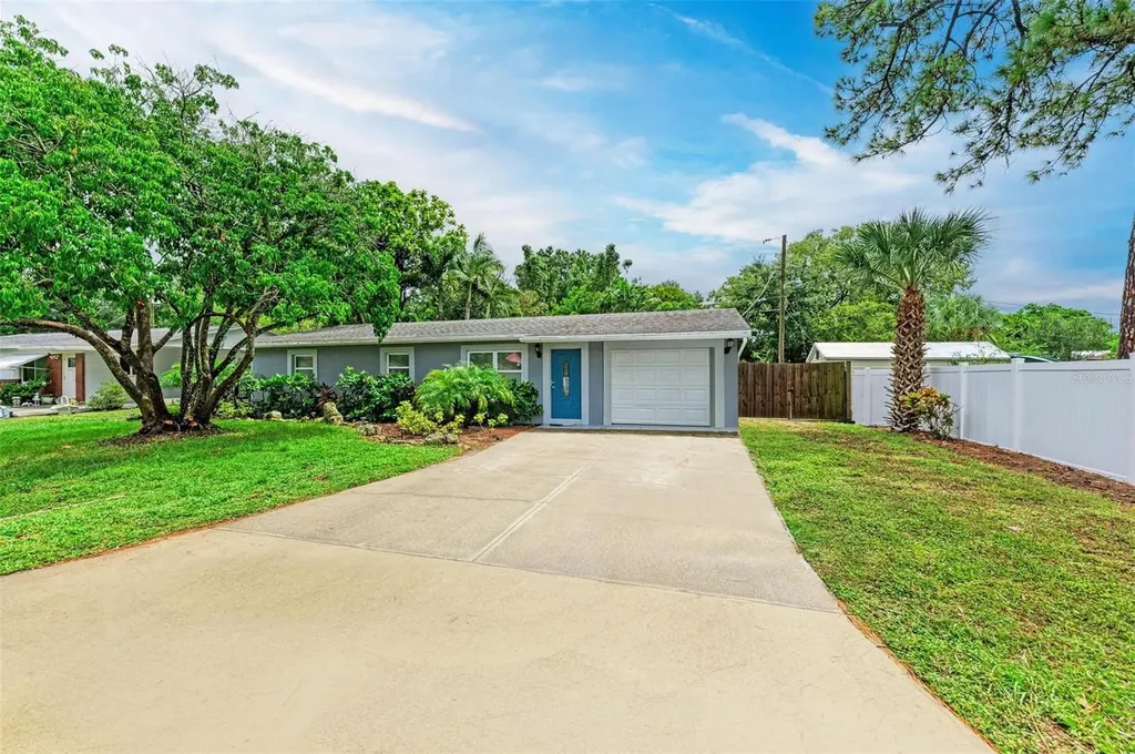 1415 36th Street West Bradenton FL 34205