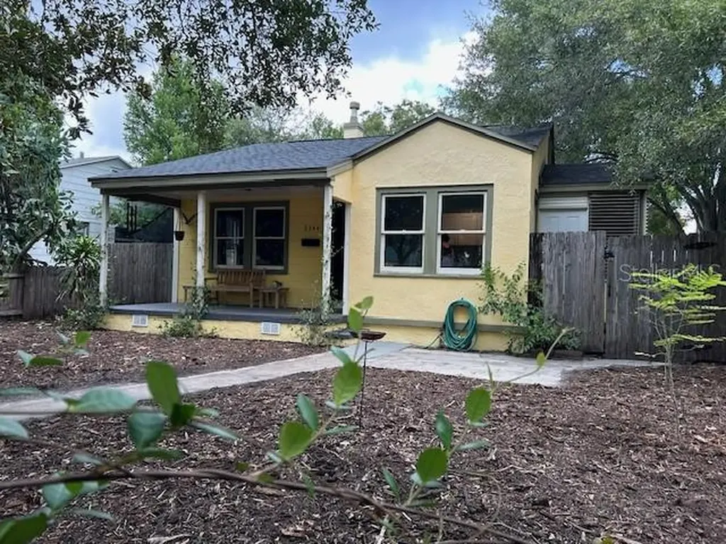 2344 Oakdale Street S St Petersburg FL 33705
