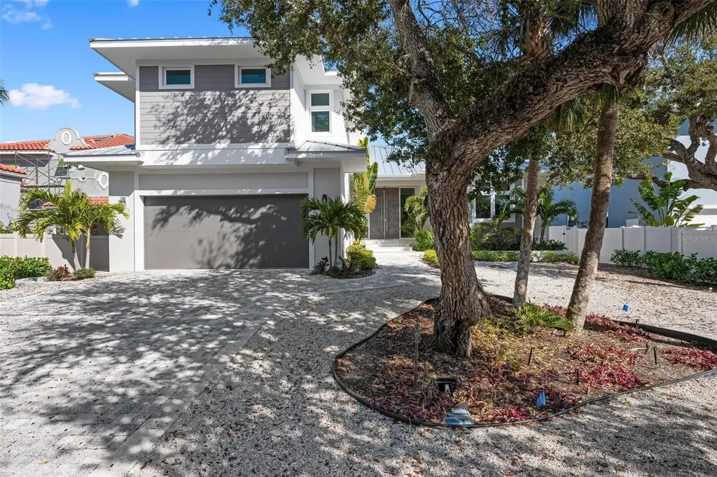 4819 Higel Avenue Sarasota FL 34242