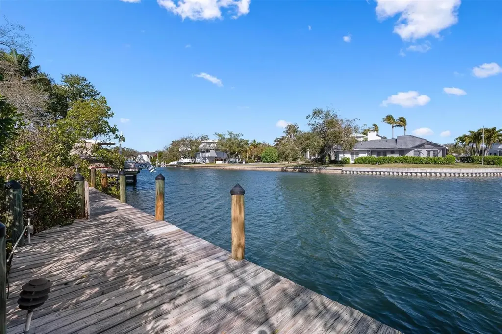 4819 Higel Avenue Sarasota FL 34242