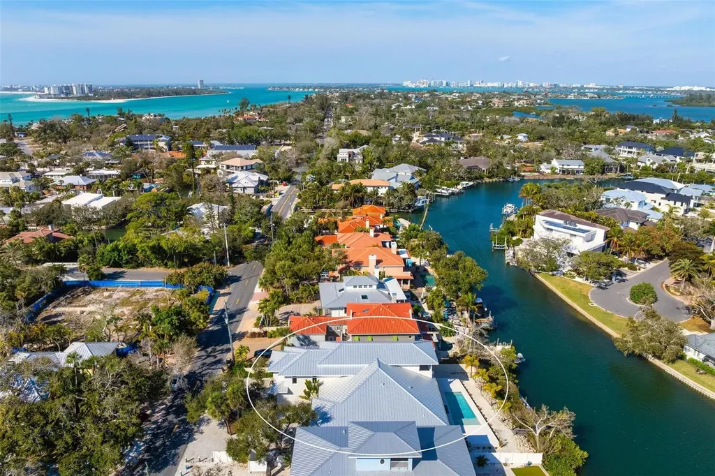 4819 Higel Avenue Sarasota FL 34242