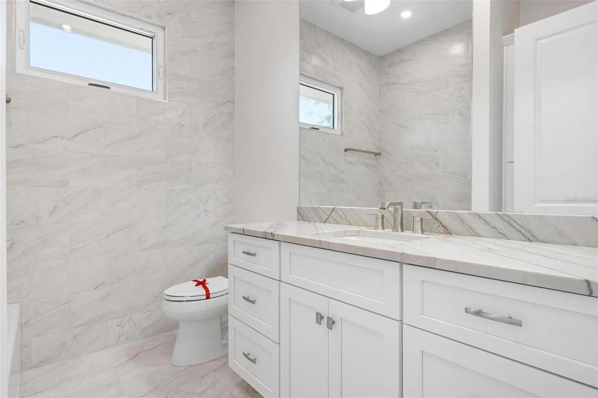 4819 Higel Avenue Sarasota FL 34242