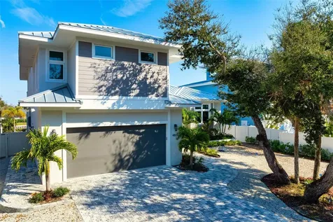 4819 Higel Avenue Sarasota FL 34242