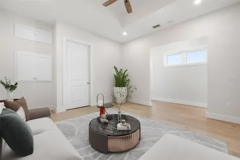 4819 Higel Avenue Sarasota FL 34242