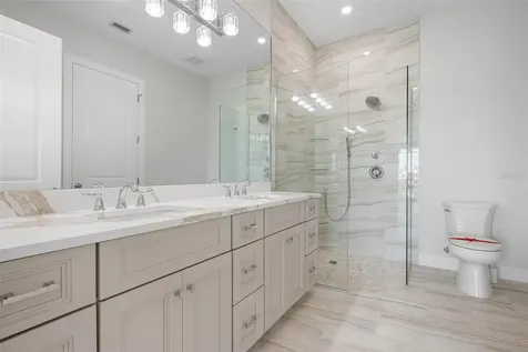 4819 Higel Avenue Sarasota FL 34242