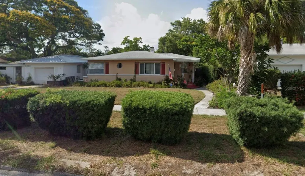 5317 1st Avenue N St Petersburg FL 33710