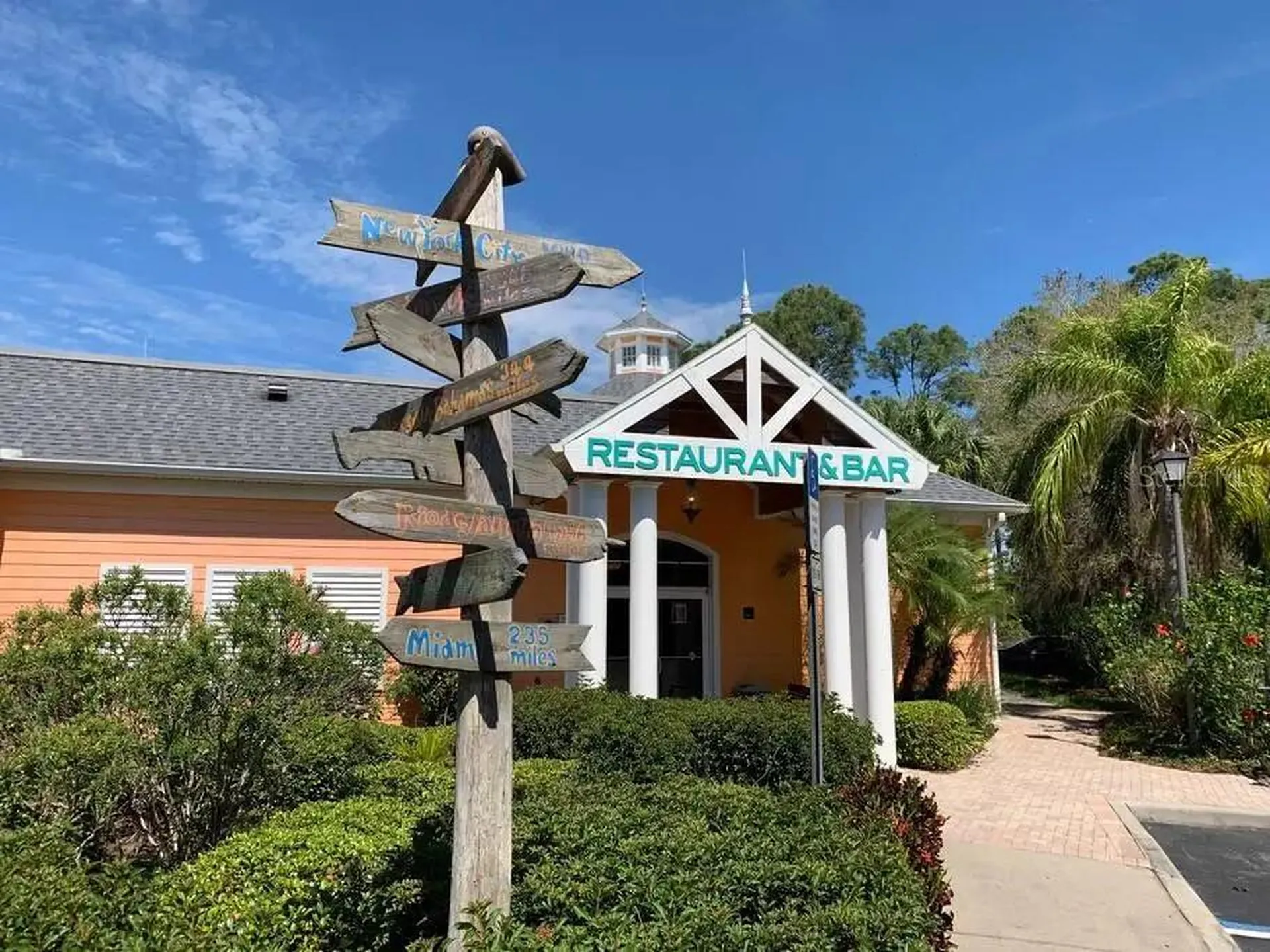 703 Lucaya Loop Davenport FL 33897