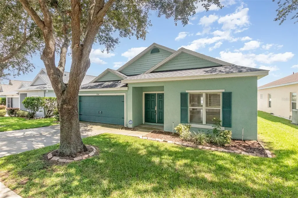 1320 Kellogg Drive Tavares FL 32778