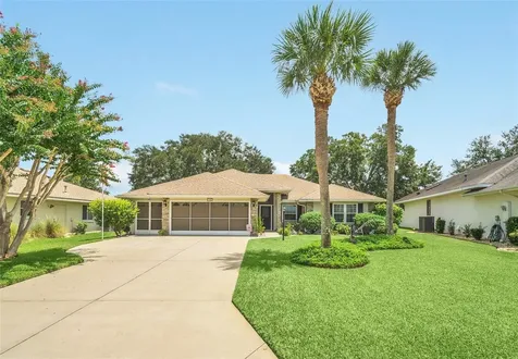 21942 King Henry Avenue Leesburg FL 34748