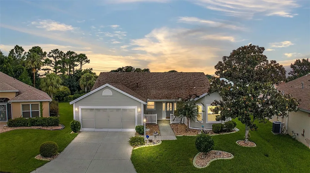 1306 De La Garza Place The Villages FL 32162