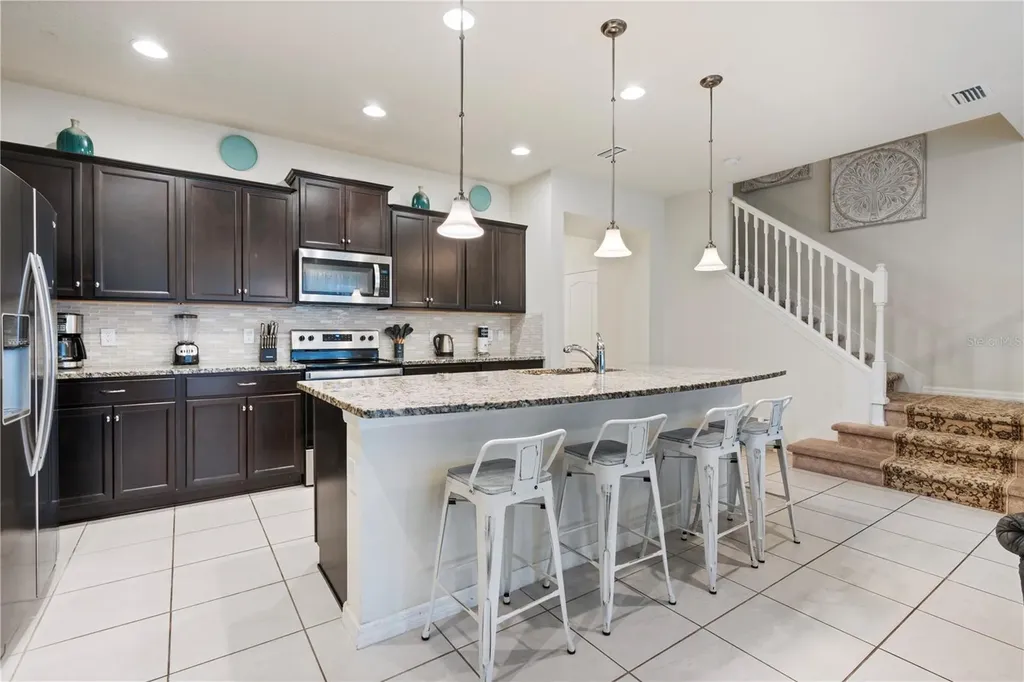 2428 Dubai Street Kissimmee FL 34747