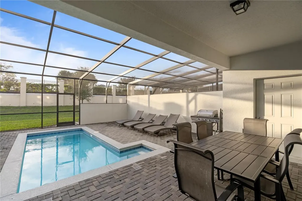 2428 Dubai Street Kissimmee FL 34747