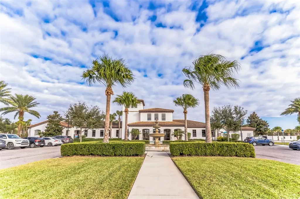 2428 Dubai Street Kissimmee FL 34747