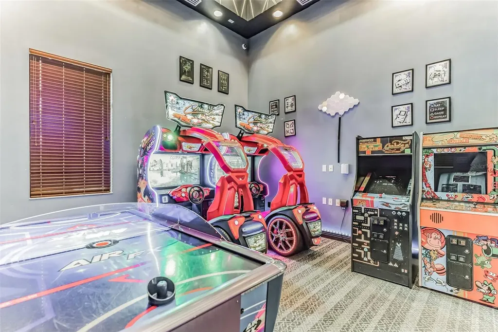 2428 Dubai Street Kissimmee FL 34747