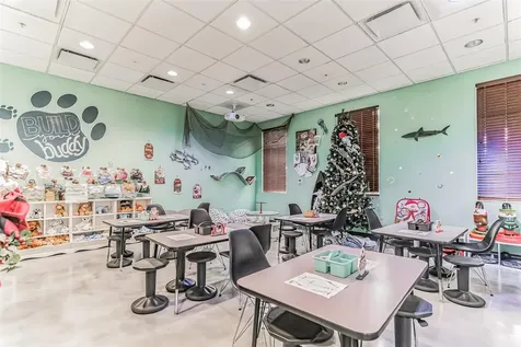 2428 Dubai Street Kissimmee FL 34747
