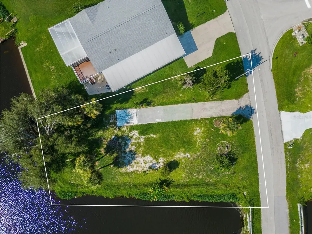 1329 Blue Heron Drive Englewood FL 34224