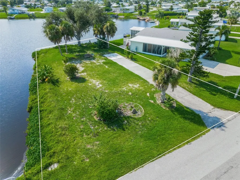 1329 Blue Heron Drive Englewood FL 34224