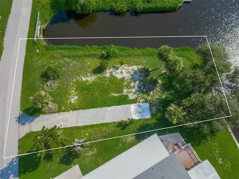 1329 Blue Heron Drive Englewood FL 34224