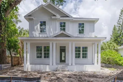 1051 18th Avenue N St Petersburg FL 33704