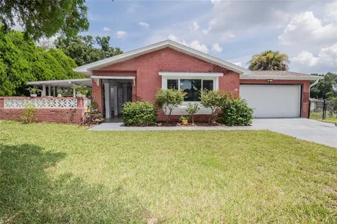 11 Spruce Court Davenport FL 33837