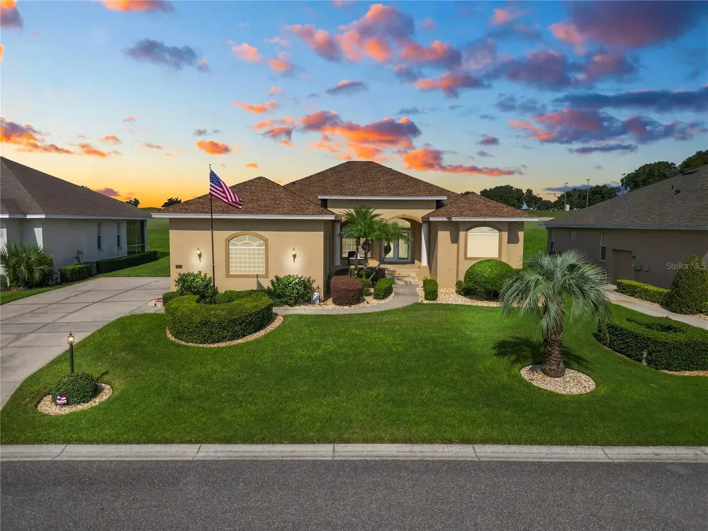 6814 Huntington Hills Boulevard Lakeland FL 33810