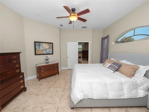 6814 Huntington Hills Boulevard Lakeland FL 33810