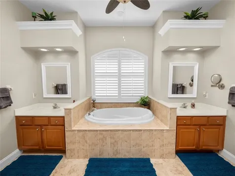 6814 Huntington Hills Boulevard Lakeland FL 33810